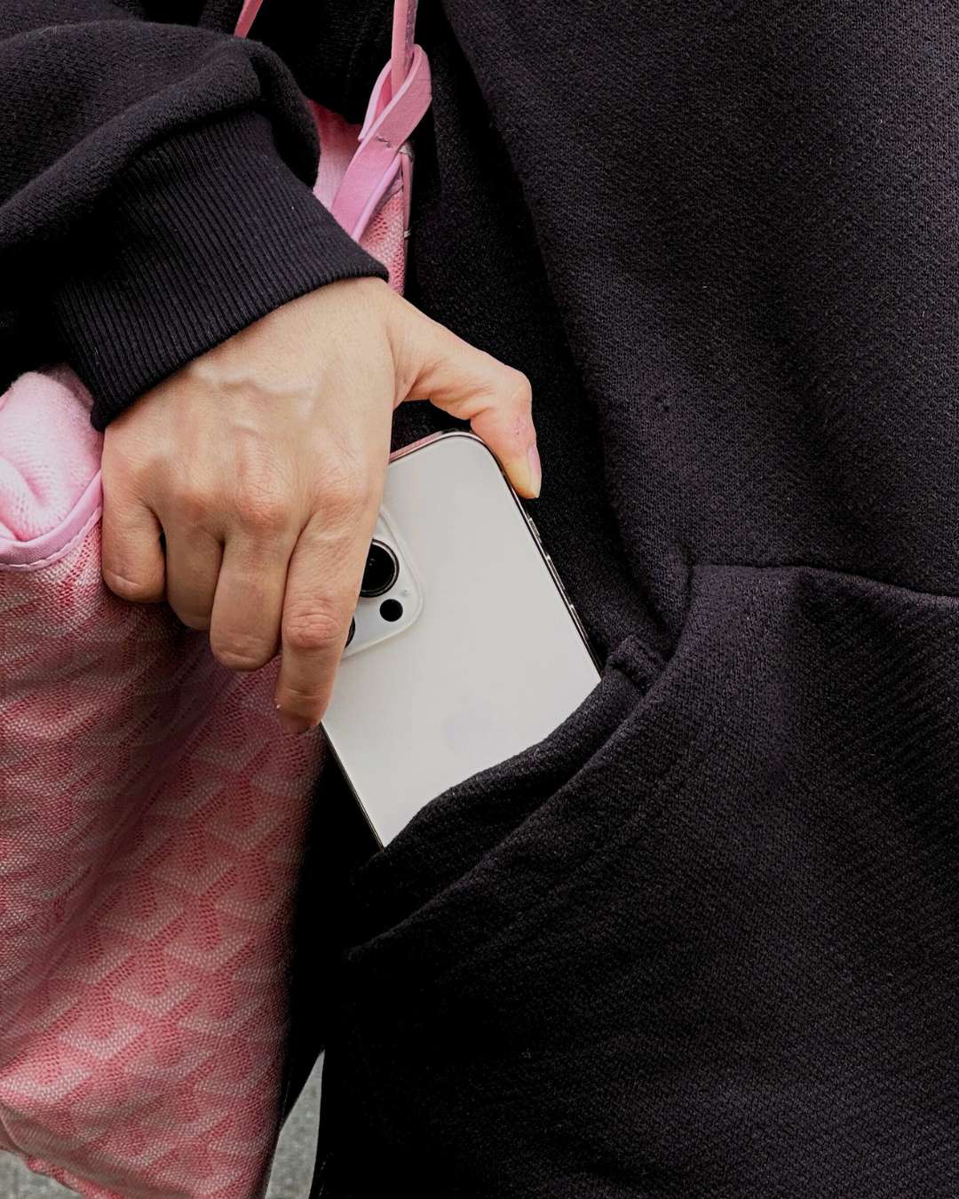 premium hoodie black